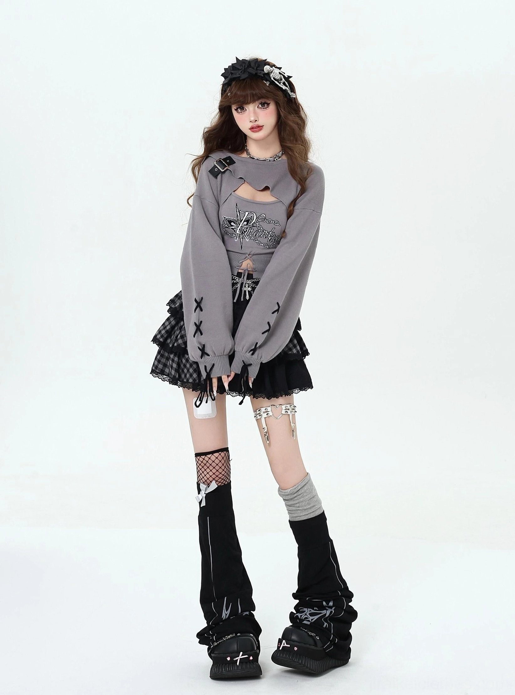 Jirai Kei bolero camisole set how to wear styling guide layering with alternative fashion pieces