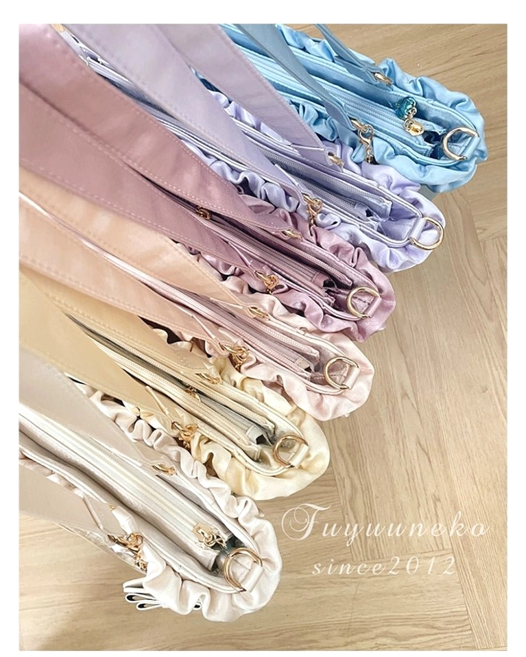 Jirai Kei bouquet itabag interior organizational features flat lay revealing four pockets zippered compartment and storage capacity