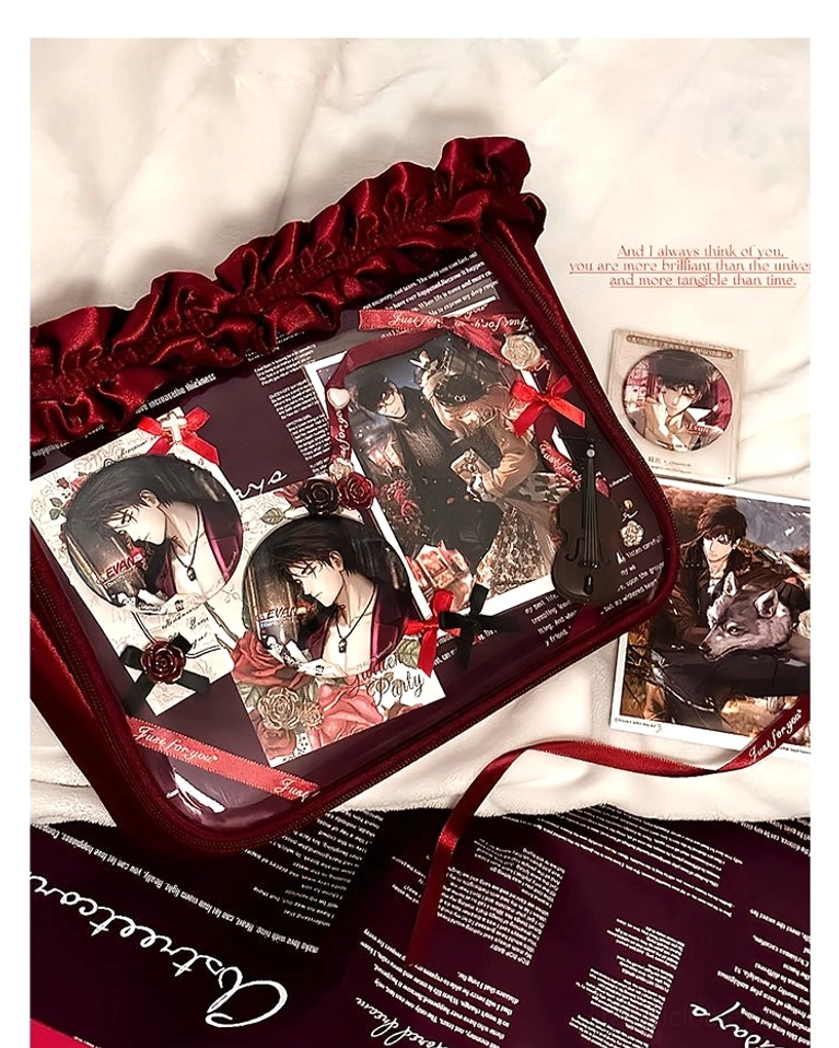 Jirai Kei bouquet itabag laptop capacity large variant showing fourteen inch laptop fitting and storage design