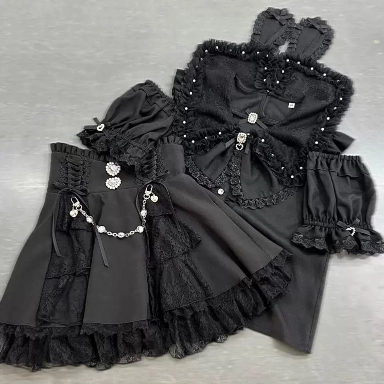 Jirai Kei blouse fabric care maintenance washing instructions for four-way stretch polyester