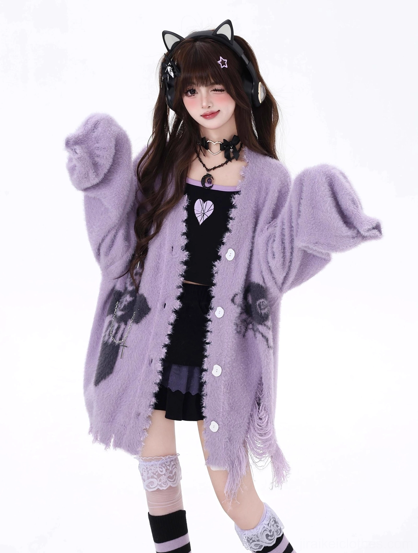 Jirai Kei cardigan size comparison visual guide showing S M L sizing options with oversized fit silhouette for different body types and style preferences