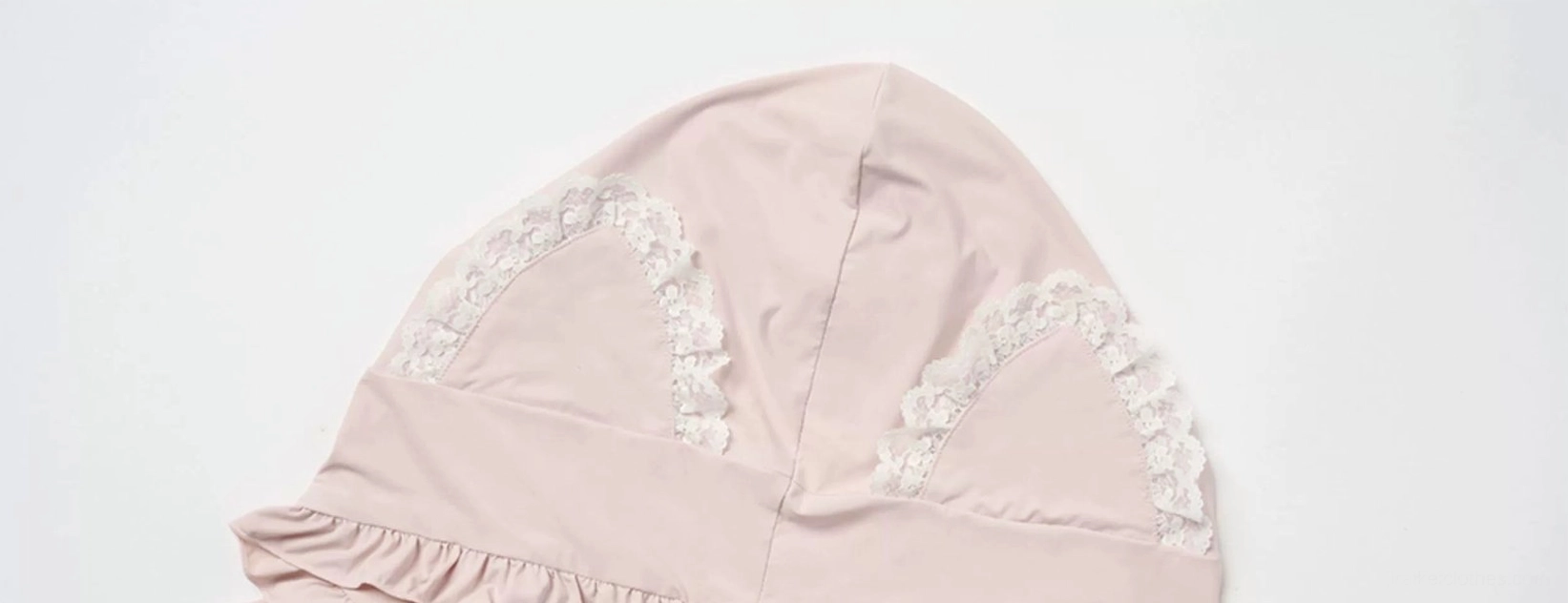 Jirai Kei cat ear hoodie jacket sleeve and cuff detail showing bell sleeve design with ruffled trim and lace embellishments