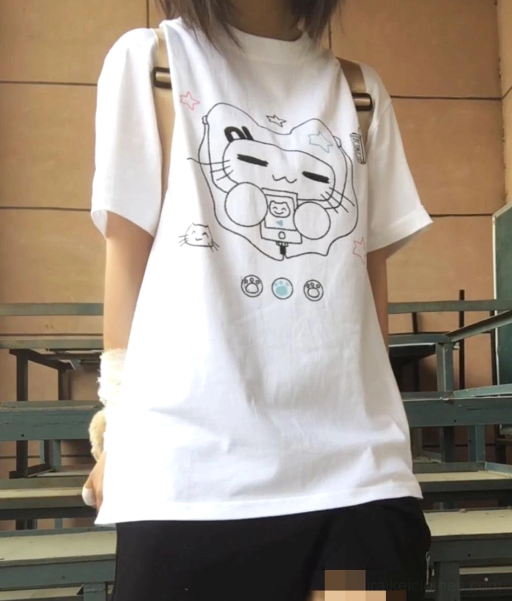 Jirai Kei culture inspiration mood board featuring cat headset graphic T-shirt with underground Japanese street fashion elements