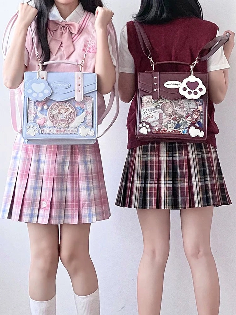 jirai kei cat paw ita bag detail shot clear acrylic display panel pinning board interior construction