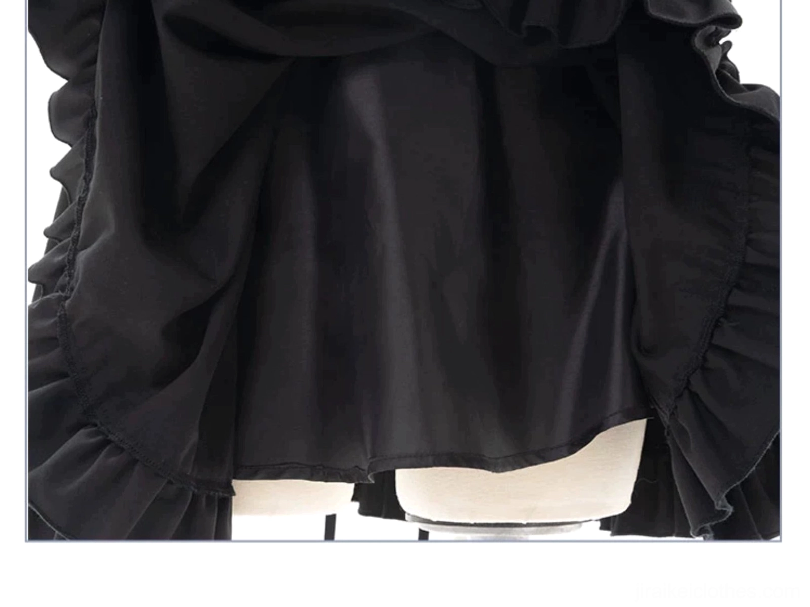 Jirai Kei fashion community showcase featuring multiple styling variations and real-world wear examples of cold-shoulder blouse and black ruffle skirt ensemble