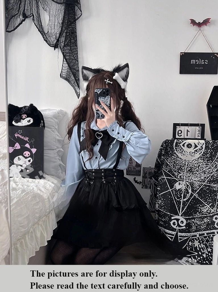 Jirai Kei fashion styling showing complete outfit coordination with recommended sockwear, footwear options, and accessories for authentic aesthetic