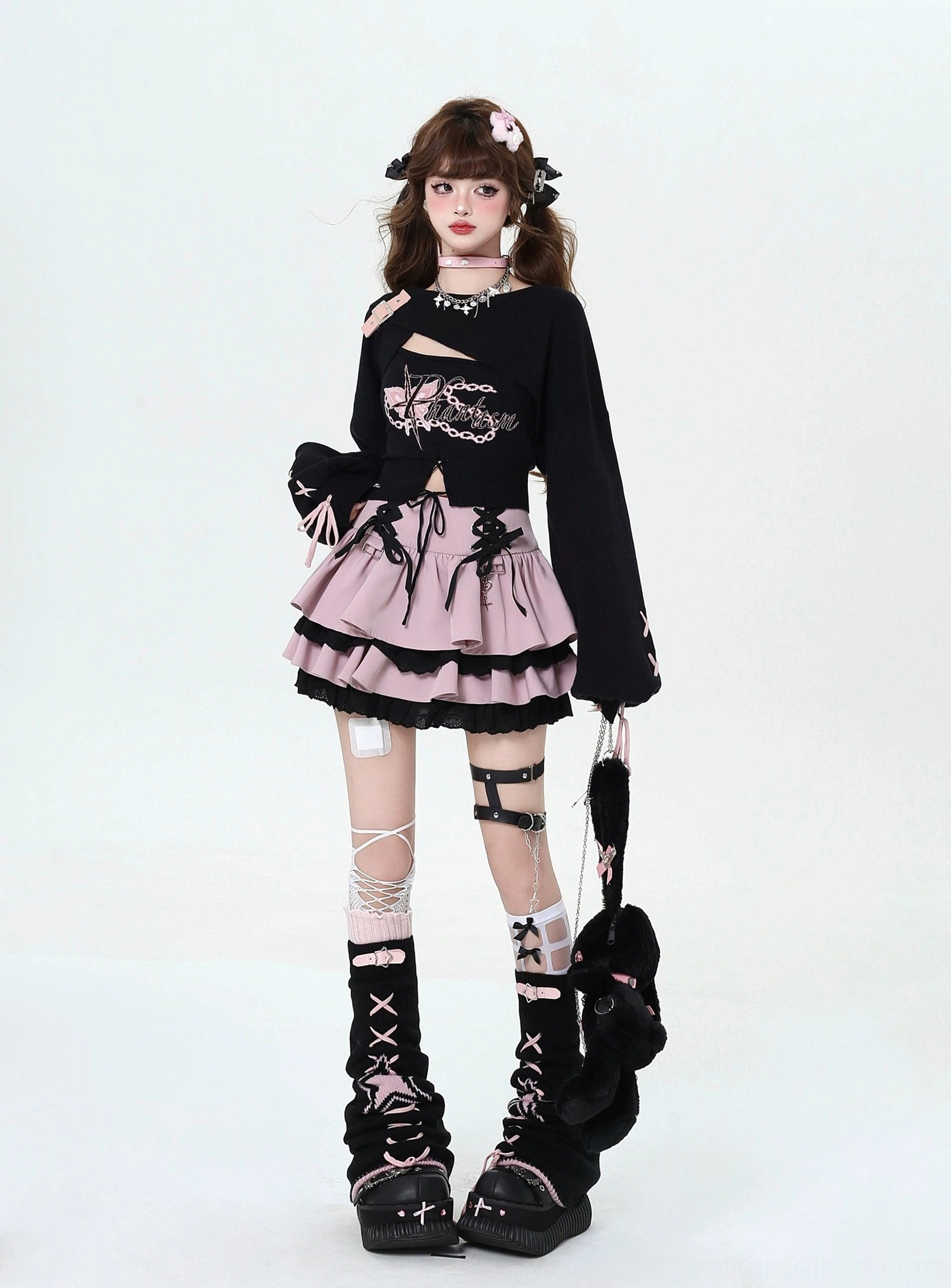 Jirai Kei cutout bolero lace camisole two-piece knit set cultural aesthetic Jirai fashion philosophy