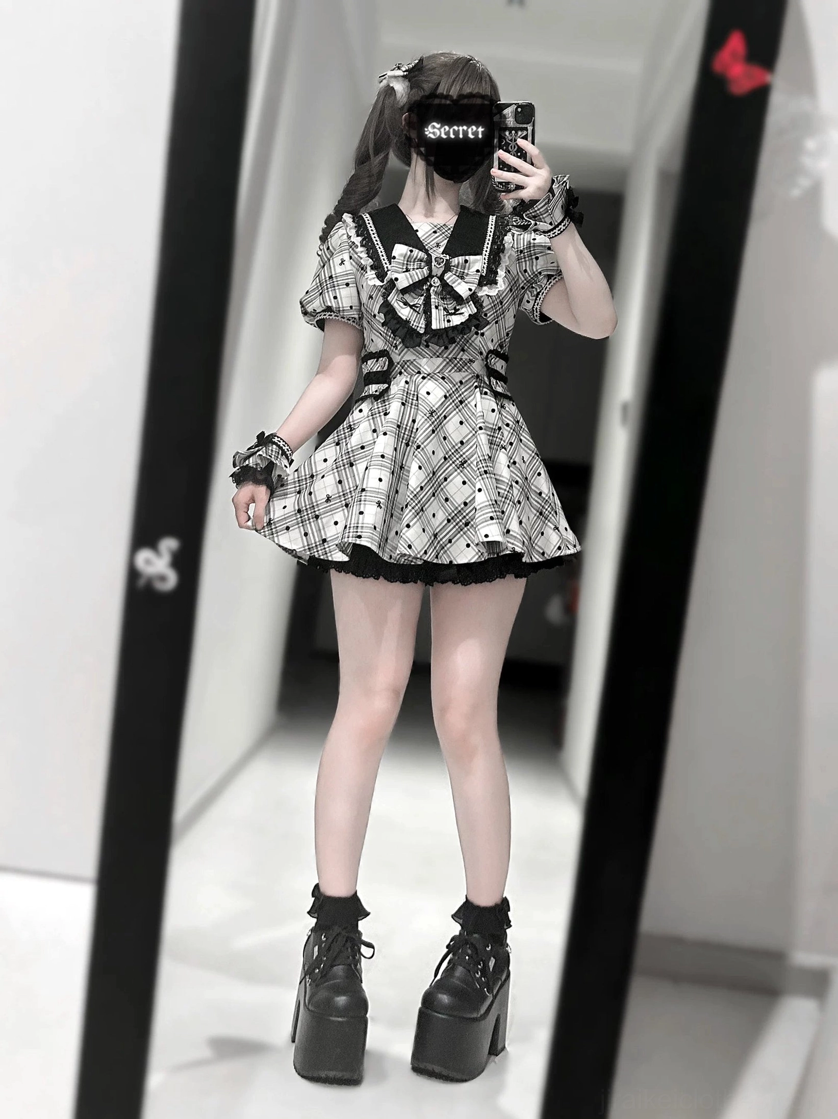 Back view detail of Jirai Kei plaid polka dot dress showing sailor collar, zipper placement, and overall silhouette structure