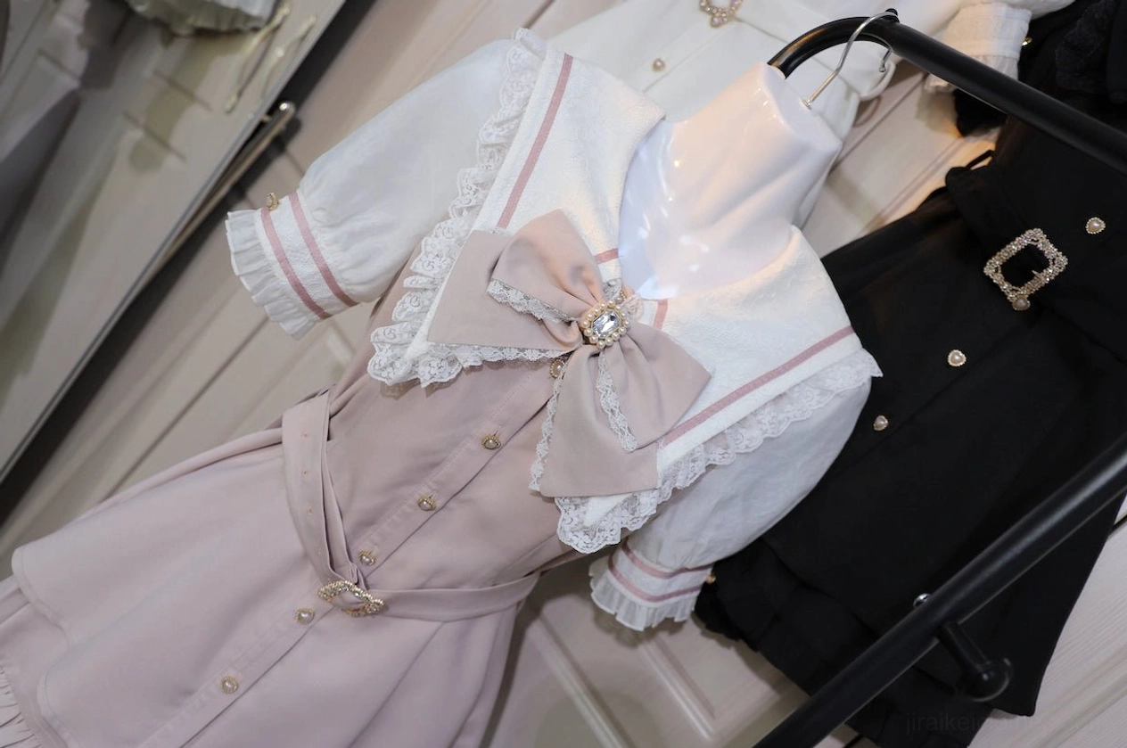 Jirai Kei dress detachable bow accessory jewel tone center focal point styling element
