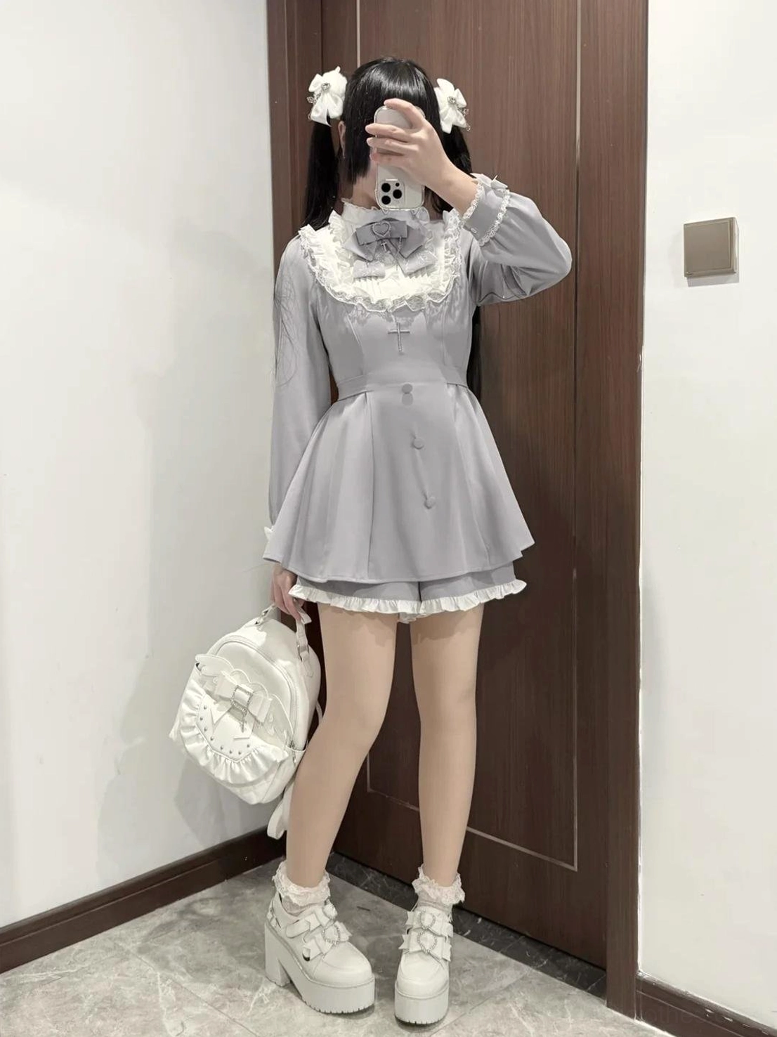 Jirai Kei dress set back zipper closure fixed waistband polished finishing details craftsmanship