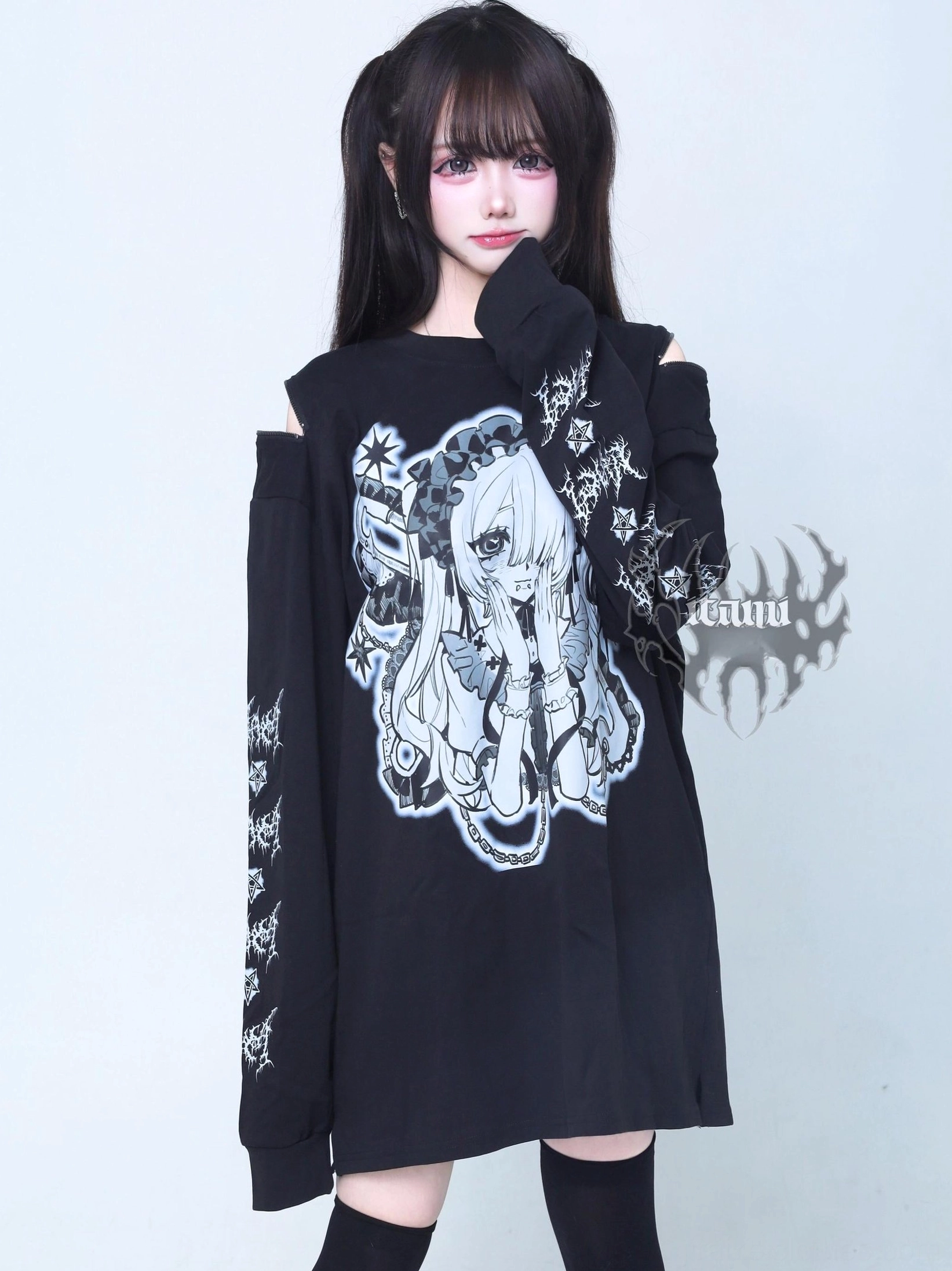 Black yandere anime gothic cold-shoulder long-sleeve tee with blue-white chest print and decorative sleeve graphics front view