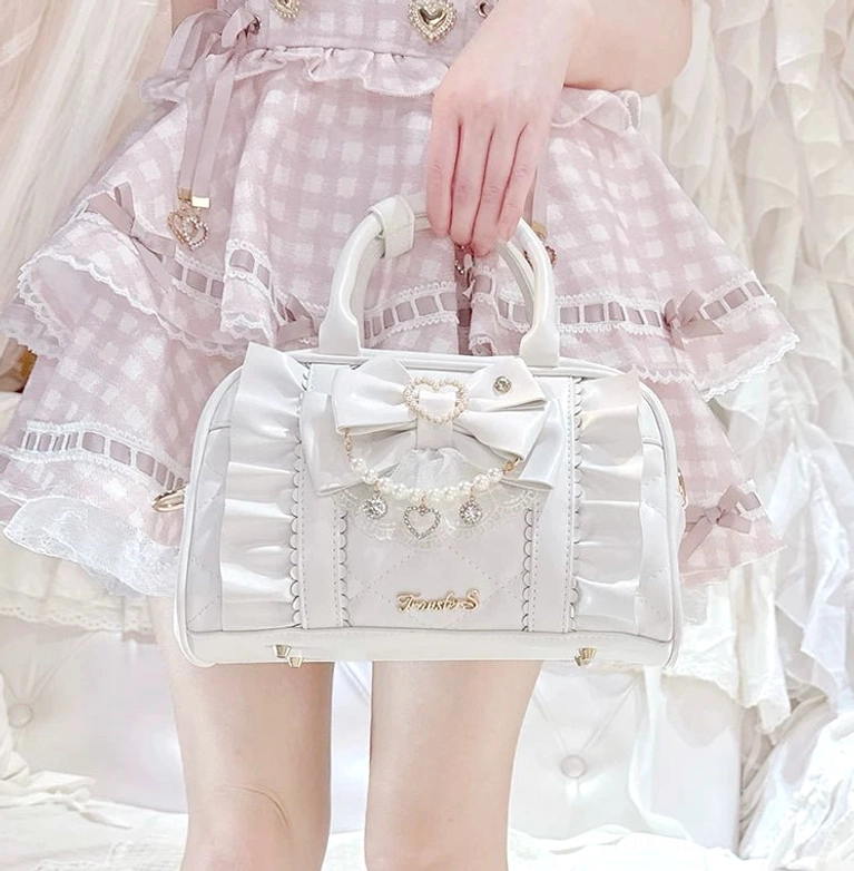 Jirai Kei handbag back view showing quilted panel design and overall bag structure from rear perspective