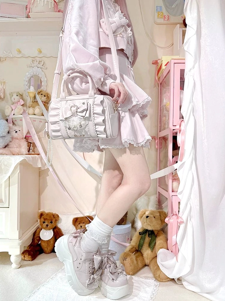 Jirai Kei handbag collection lifestyle showing all three color options in coordinated outfit context