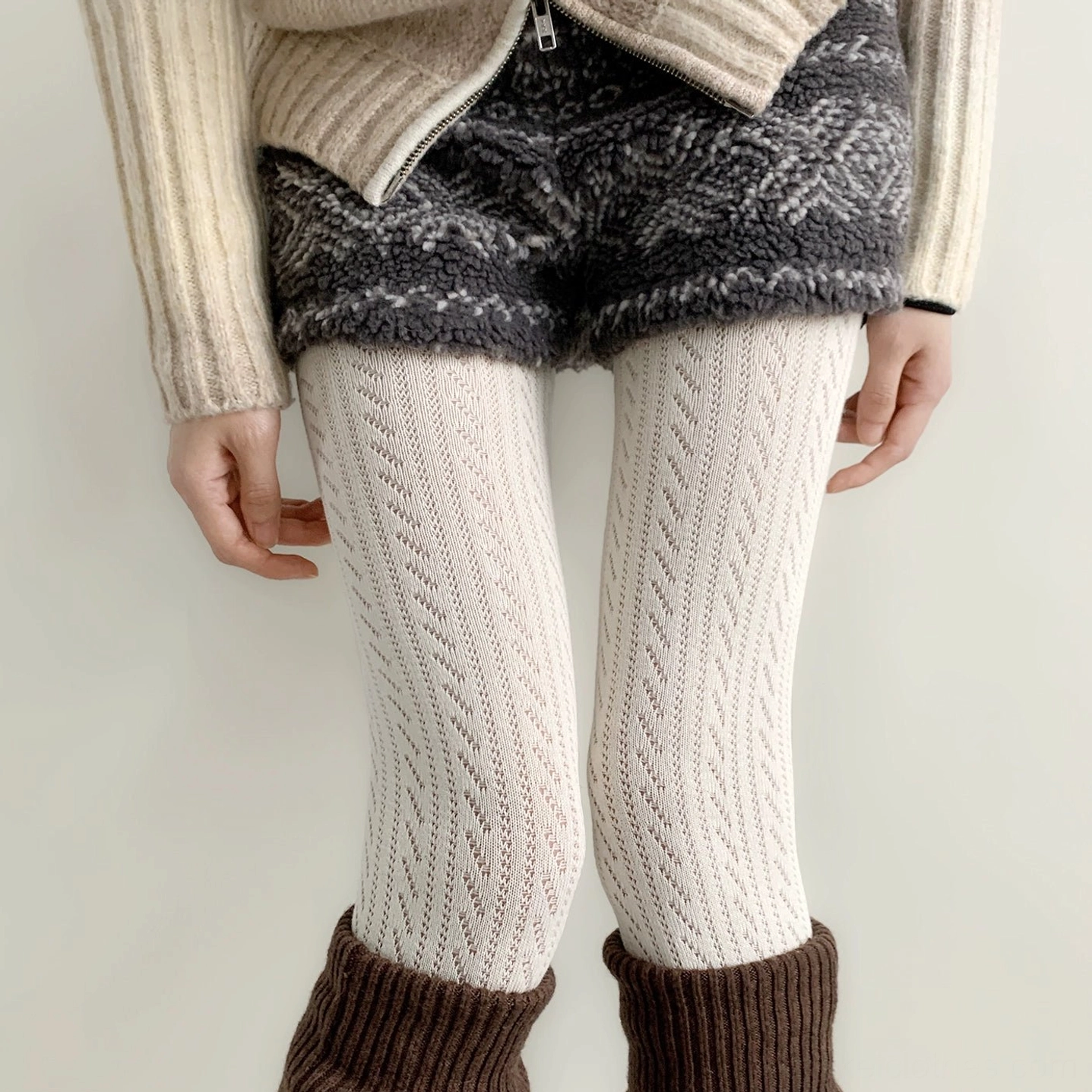 Jirai Kei hollow vertical stripe tights detailed texture close-up twisted knit weave pattern design