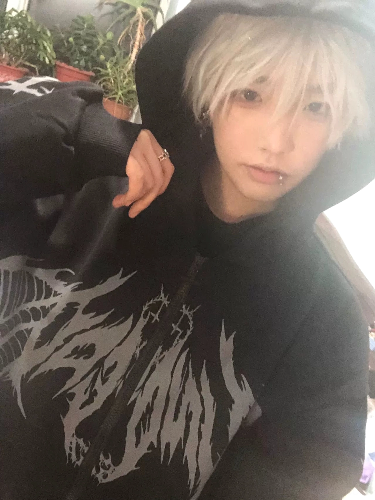 Jirai Kei hoodie shipping and packaging information visual, how product arrives ready to wear for underground aesthetic expression