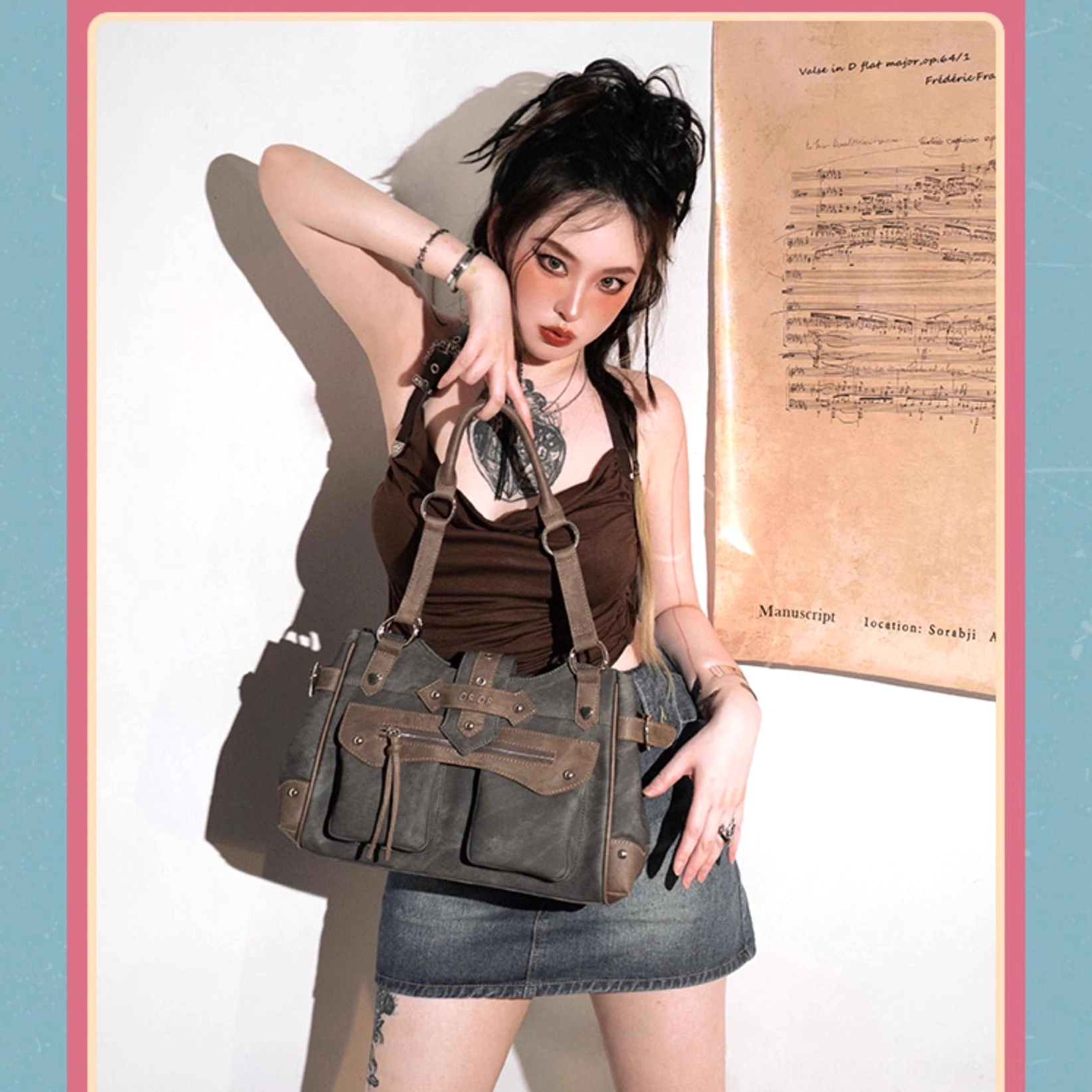 Jirai Kei ita shoulder bag detailed product shot showing transparent window customization options and decorative mesh board included accessories for personalization