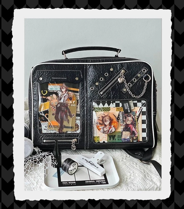 Jirai Kei ita backpack configuration showing removable strap system and padded back panel