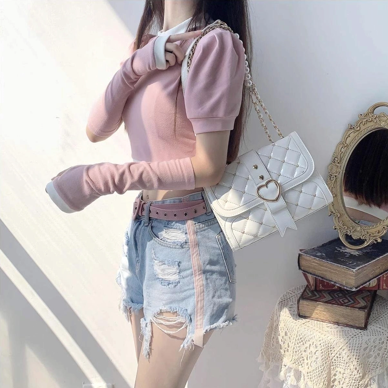 Jirai kei ita shoulder bag kawaii styling with anime aesthetic on lifestyle background