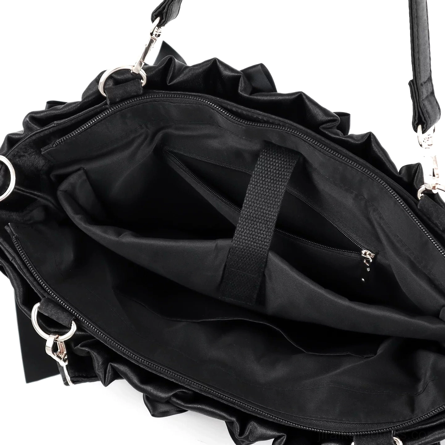 Jirai Kei itabag pearl handle straps detail showing premium quality beaded handles and attachment points for shoulder carry method