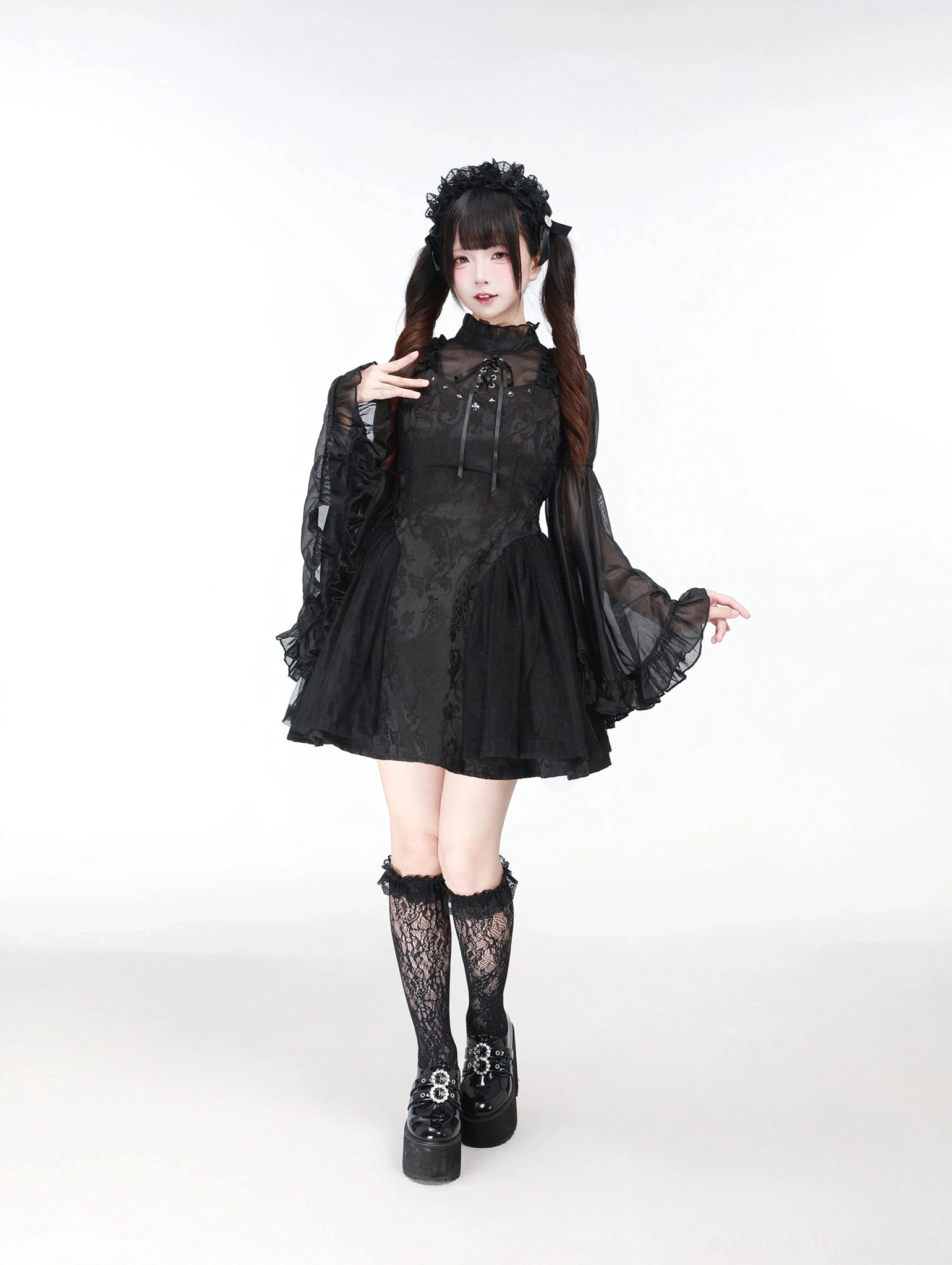 Jirai Kei dress two-piece set comparison black and white color options side-by-side styling
