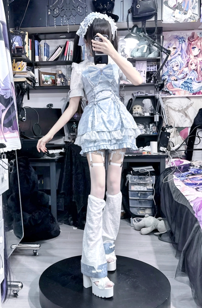Jirai Kei lace dress set full-length mirror selfie with flared sleeves platform heels anime gaming room aesthetic styling