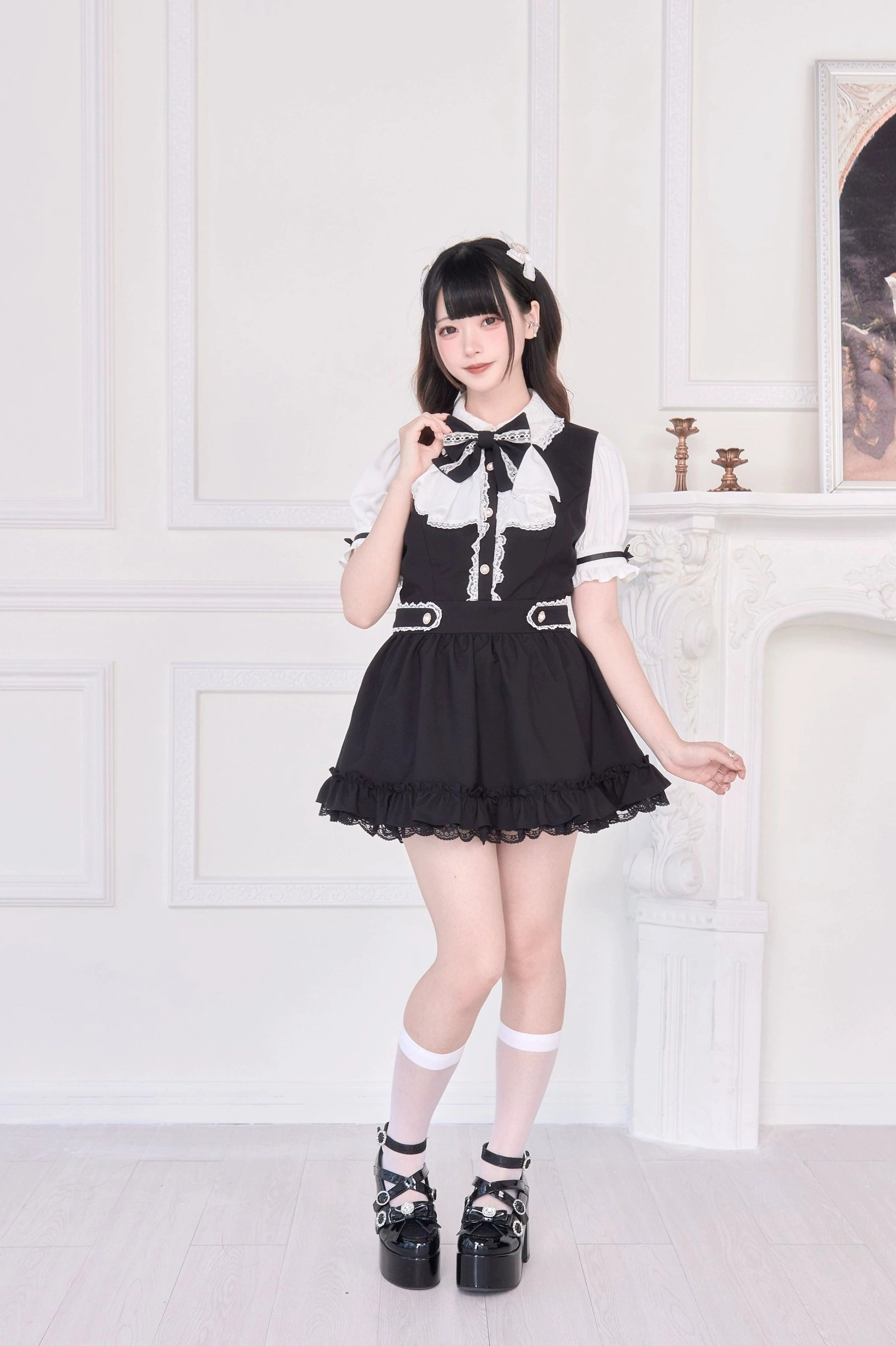 Jirai Kei dress lace collar detachable bow tie puffy sleeves bow embellishment design