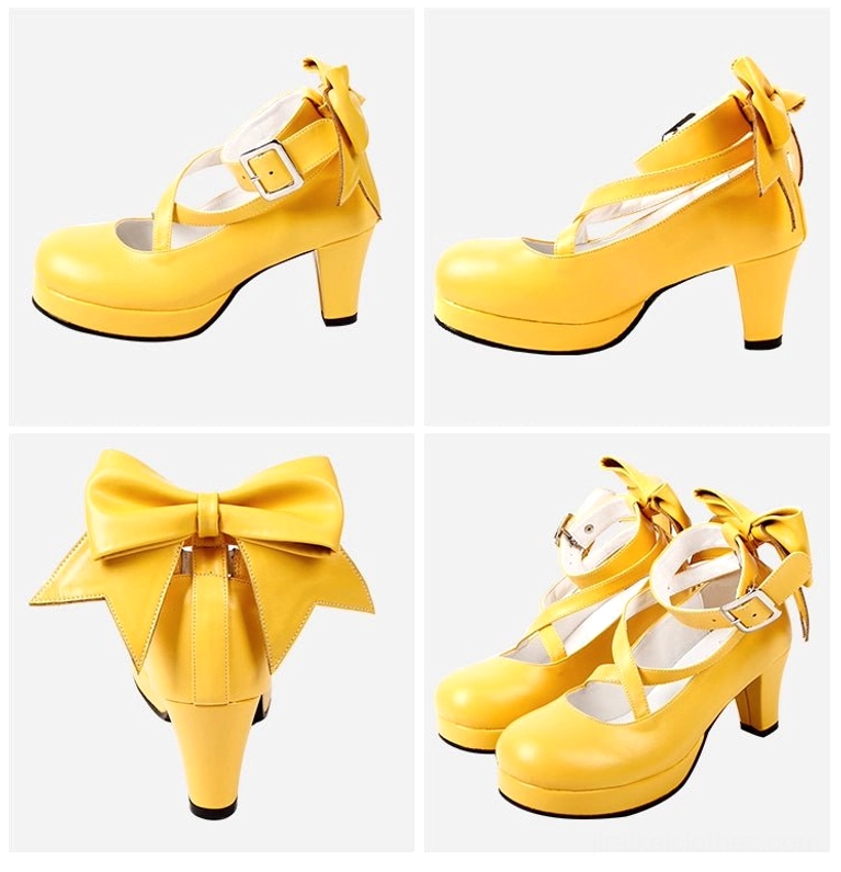 Jirai Kei Mary Jane heels leather texture detail showing glossy patent finish and material quality close-up