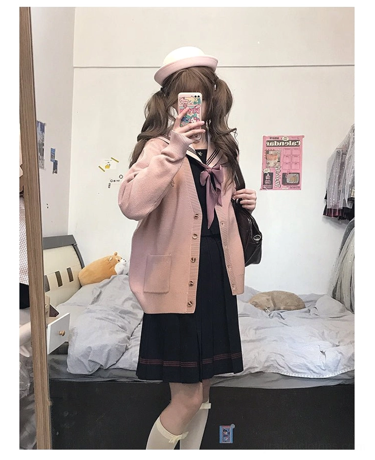 Jirai Kei misty pink V-neck cardigan front mirror view with beret indoor bedroom pastel outfit