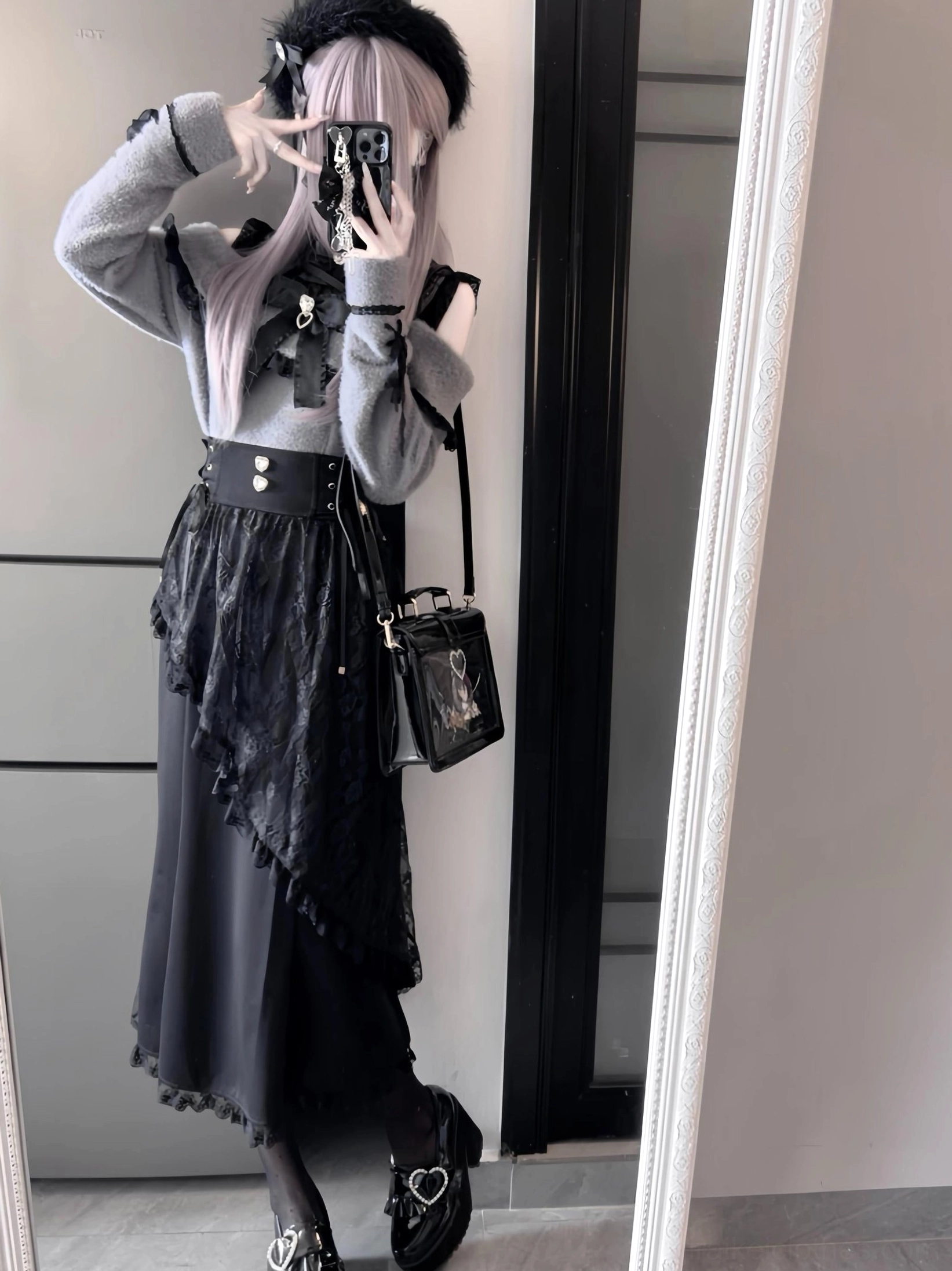 Jirai Kei off-shoulder lace patchwork sweater color comparison all four color options white-black pink-black blue-white black-black