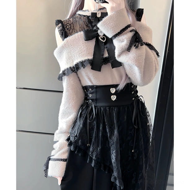 Jirai Kei off-shoulder lace patchwork sweater night scene styling club venue dark aesthetic subculture fashion expression