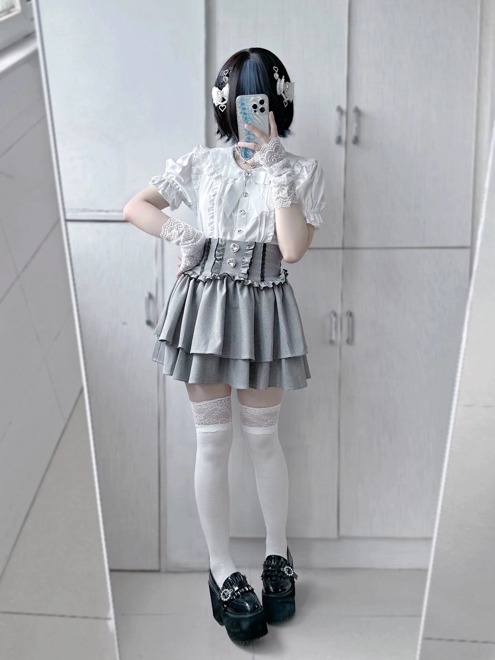 Pink jirai kei mini skirt size chart reference, S M L options, waist and length measurements metric and imperial conversions