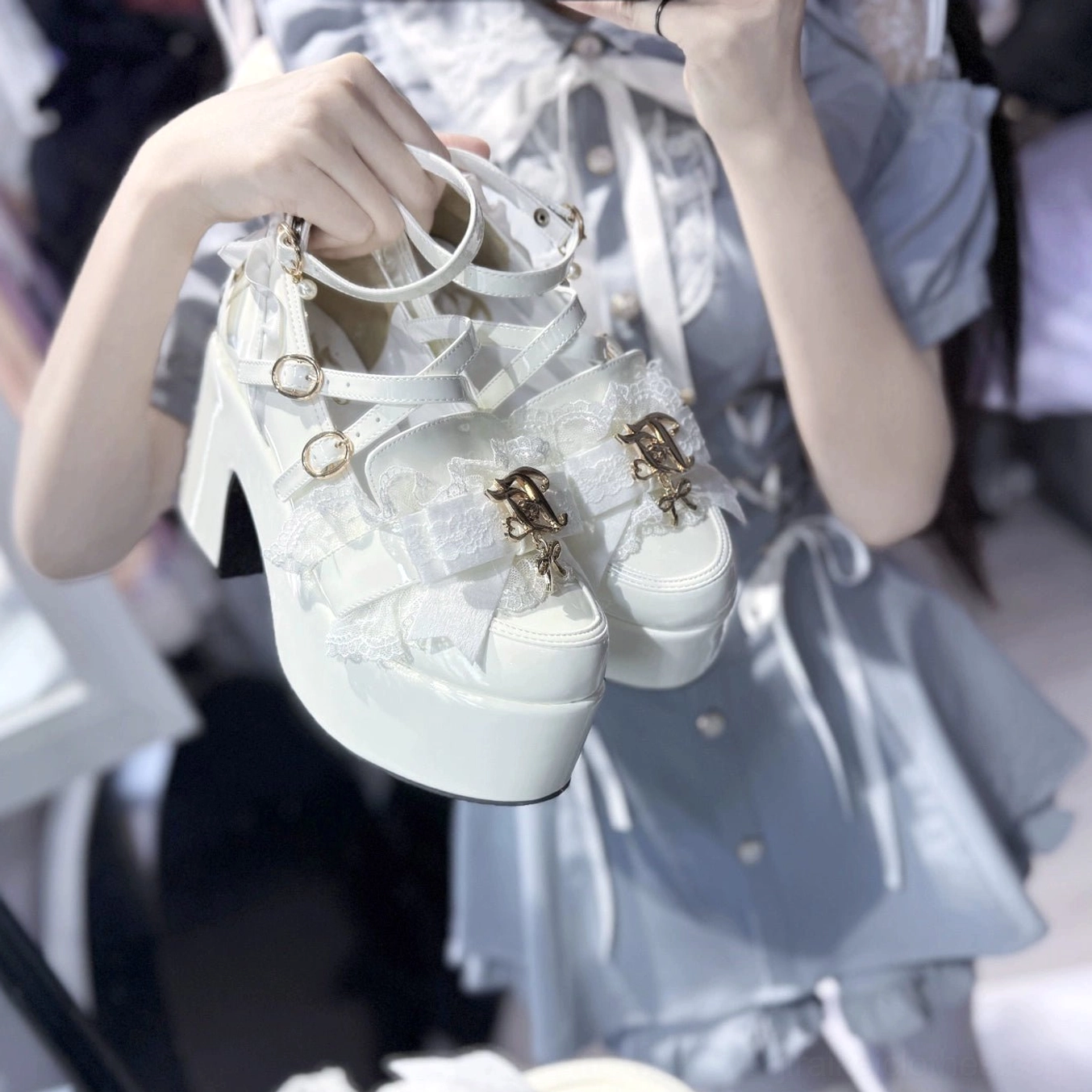 Jirai Kei platform heel care and maintenance guide showing cleaning cloth storage box dust bag and preservation techniques for long-term patent leather durability