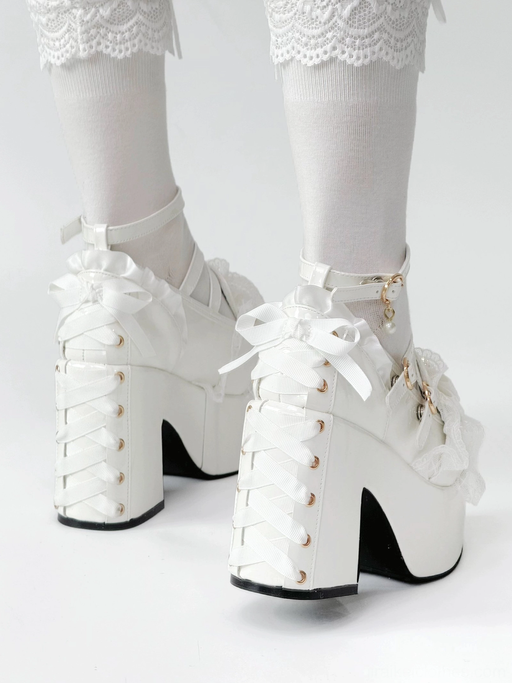 Jirai Kei platform heels worn outdoors lifestyle photography showing real-world styling fashion coordination and subcultural community aesthetic in natural setting