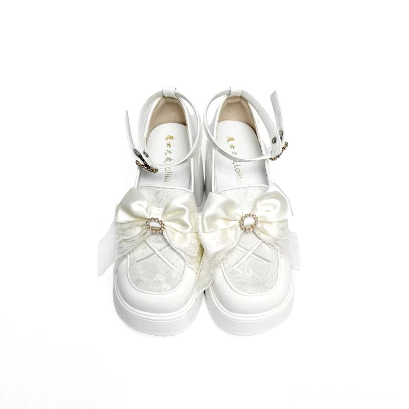 Jirai Kei platform loafer size and fit guide comparison showing multiple sizes in black and white color options with true-to-size recommendations
