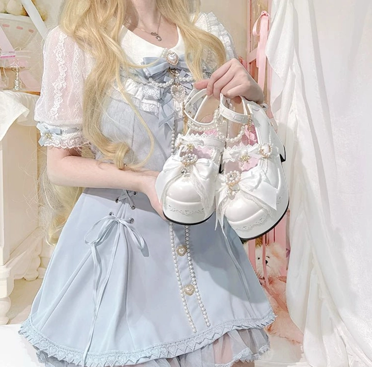Jirai Kei platform Lolita shoes size comparison multiple sizes styling coordination outfit ideas