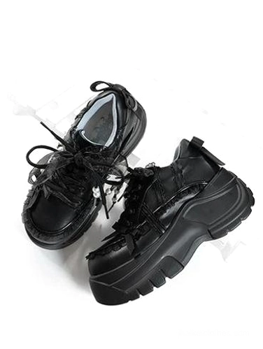 Jirai Kei platform shoes detailed view of back bow decoration and heel construction showing platform height and ornamental details