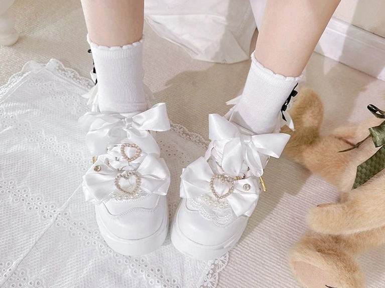 Jirai Kei platform shoes alternative color options comparison, pink white black choices, aesthetic variety, choose your style selection