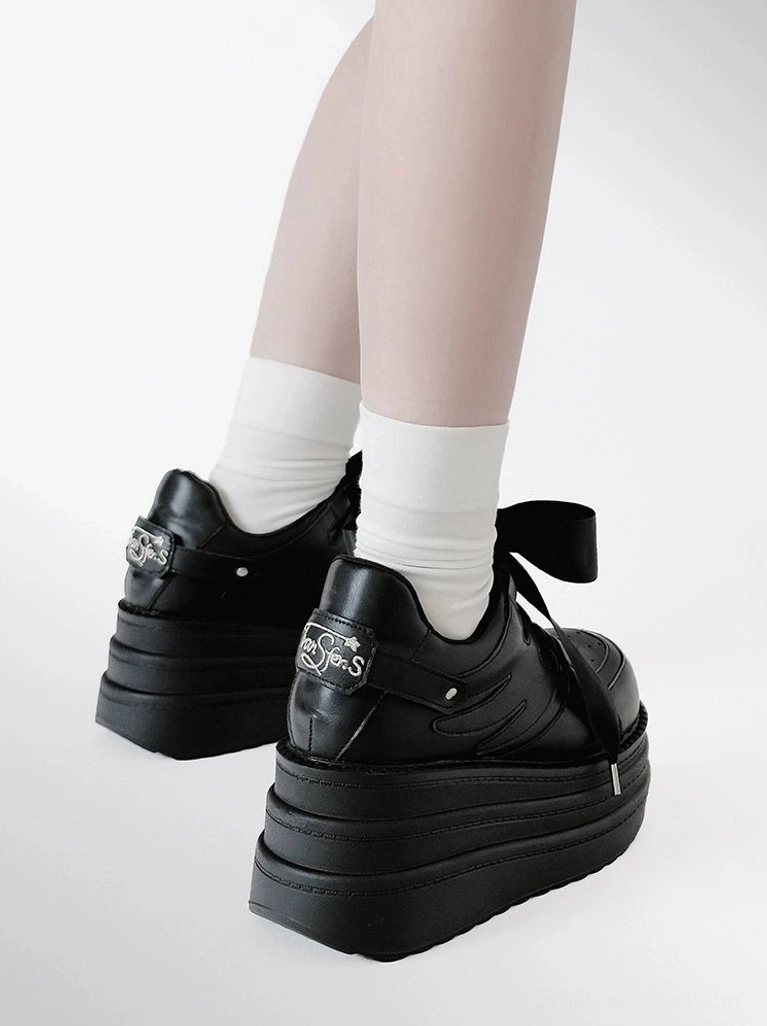 Jirai Kei platform sneakers back heel view heel embroidery letter details artistic embellishment
