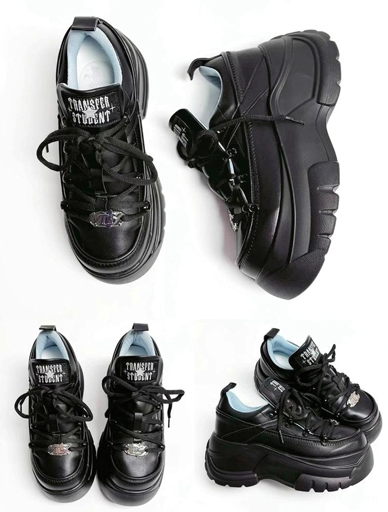 Jirai kei platform sneakers street style cargo pants baby tee layered chains contemporary jirai kei aesthetic personal expression