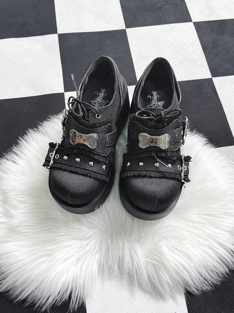 Jirai kei punk platform shoes denim black on-foot styling chunky platform sole bone metal decorations street wear ready
