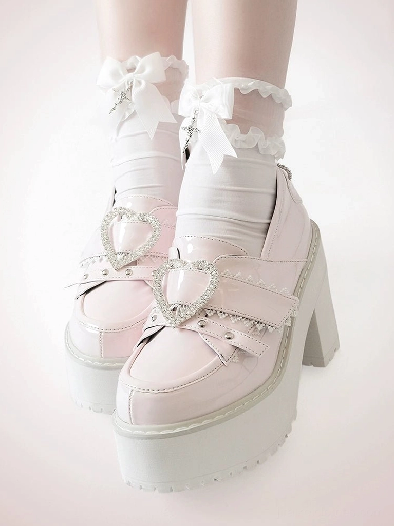 Jirai Kei platform loafers worn styling with coordinating jirai kei fashion accessories, chains, and embellishments completing aesthetic look