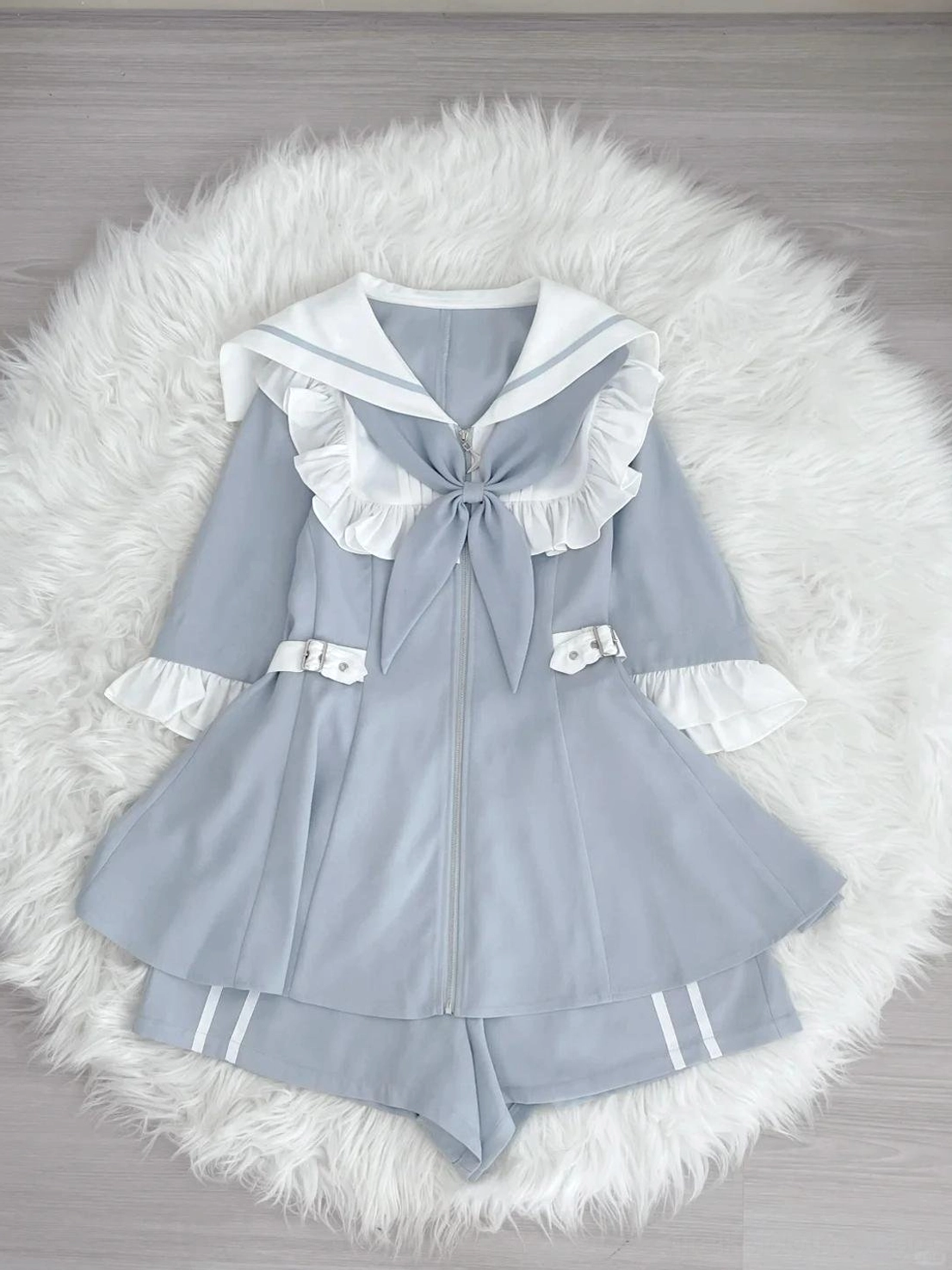 Matching shorts from pastel blue sailor Jirai Kei set shown separately highlighting 10cm stretch elastic waistband, functional pockets, and coordinated design