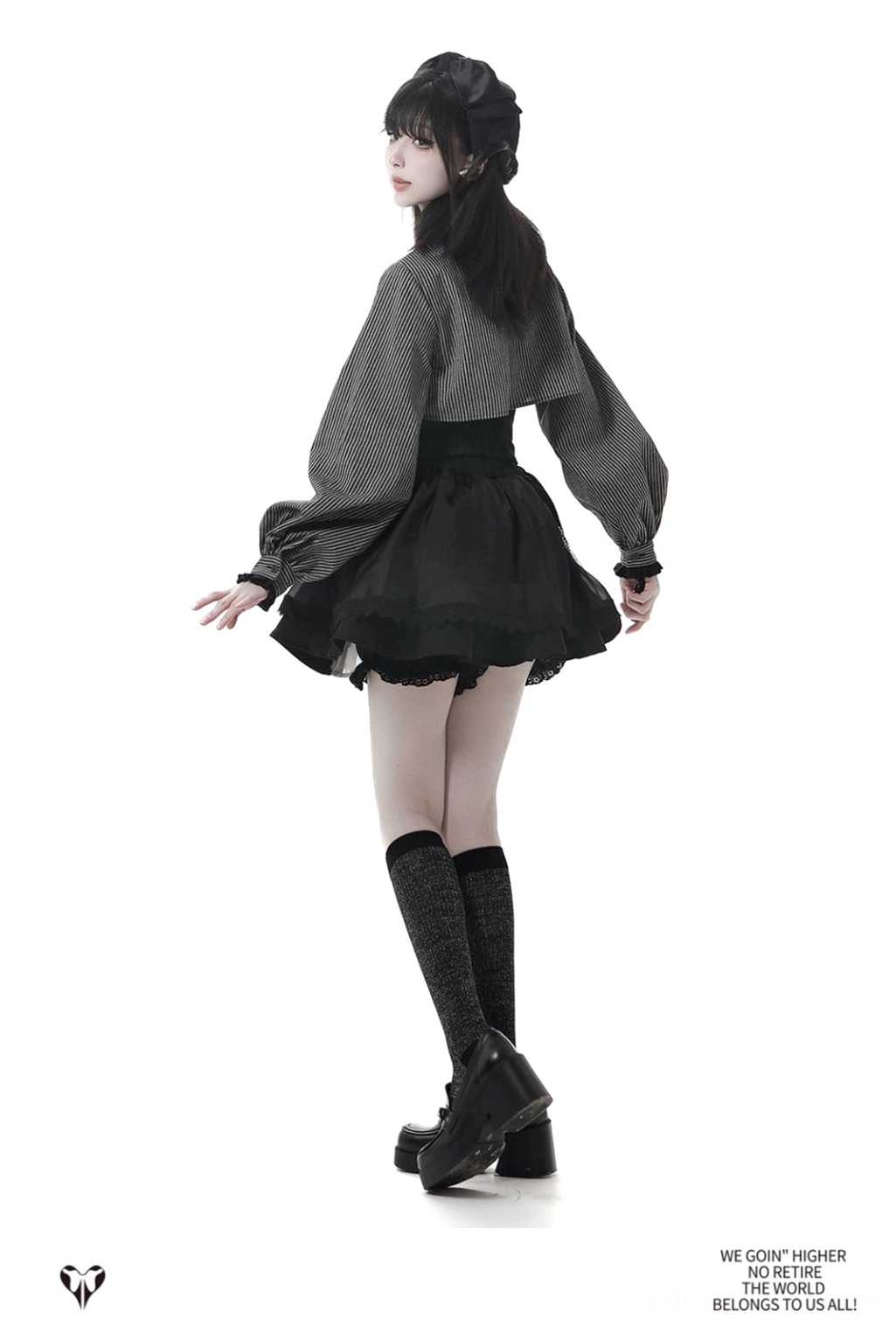 Jirai Kei gothic outfit short ruffled skirt striped cropped blouse and knee-high socks full-body back view