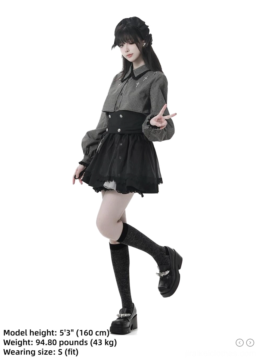 Jirai Kei ruffled short skirt striped cropped blouse loafers and knee-high socks three-quarter full-body front view