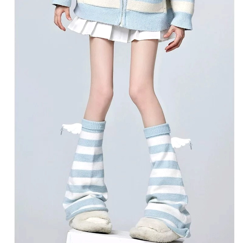 Jirai Kei striped leg warmers with angel wings decoration worn with blue-white cardigan and pleated mini skirt full-body styling