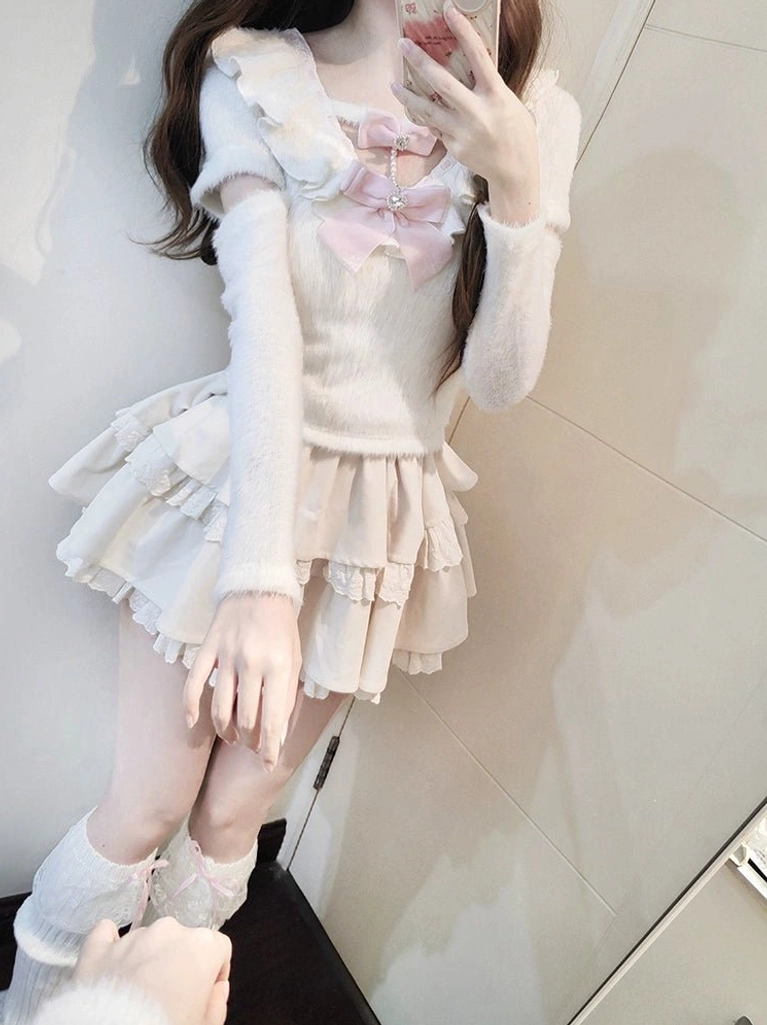 Jirai Kei white sweater skirt set fabric composition showing 94% polyester 6% spandex blend for sweater and 100% polyester for skirt, care instructions and material quality