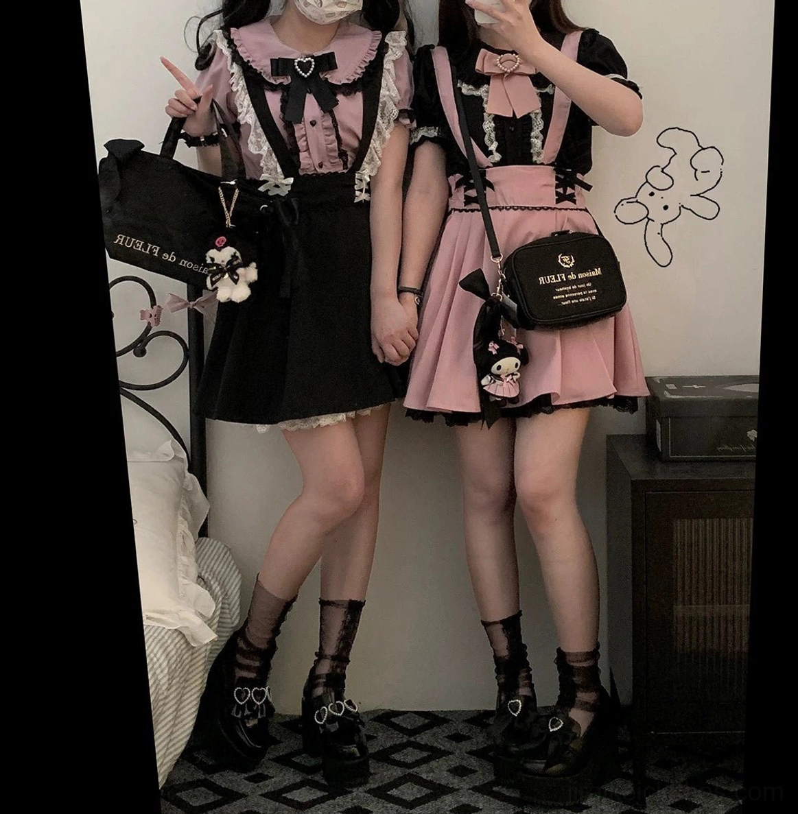Jirai Kei blouse skirt set full-body mirror selfie flared black mini skirt platform leather loafers