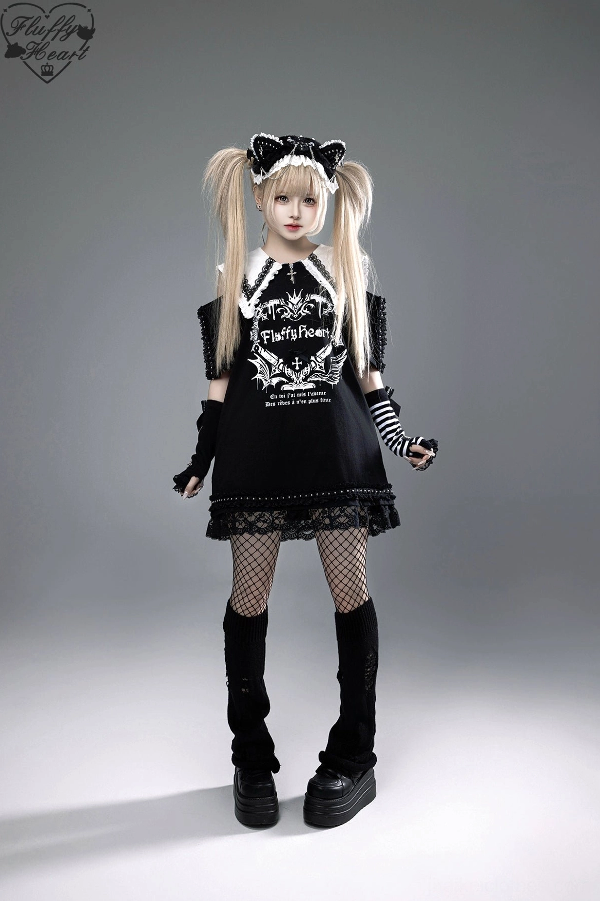 Jirai Kei T-shirt dress color options display showing black pink and water blue available colorways side-by-side comparison