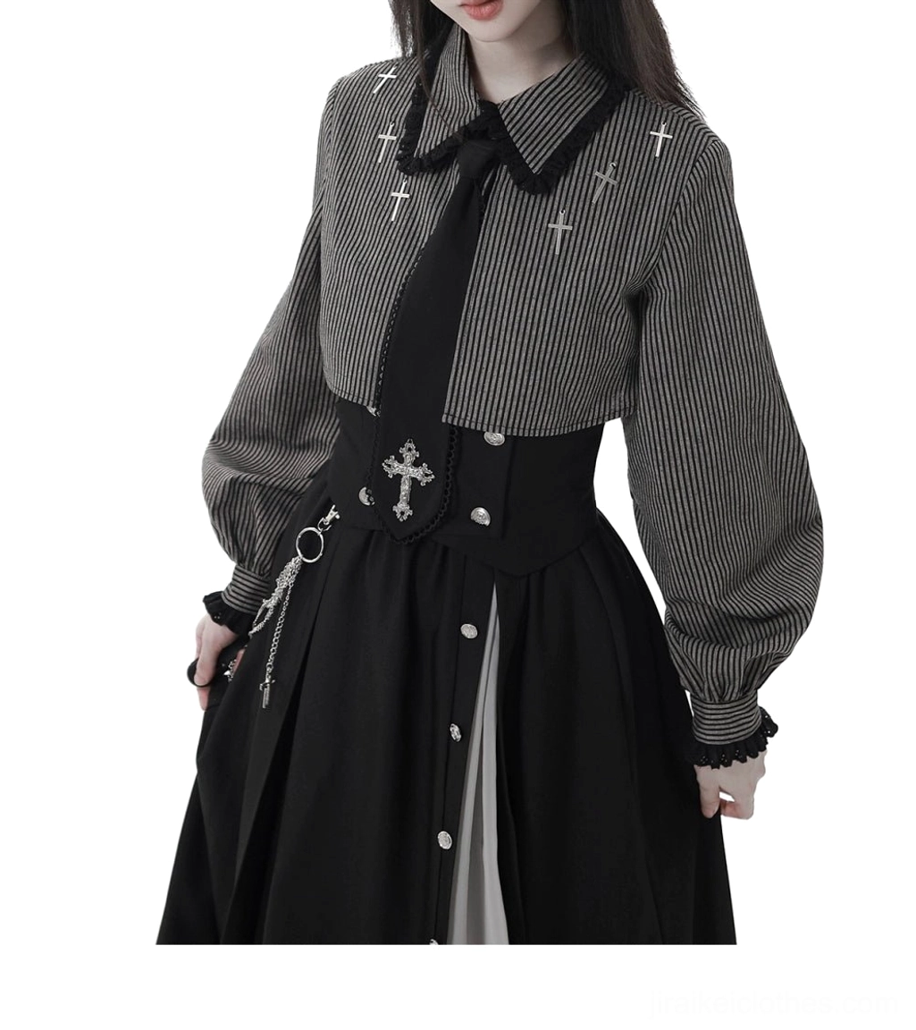 Jirai Kei waist cincher accessory with cross emblem and chain detail showing structured silhouette enhancement