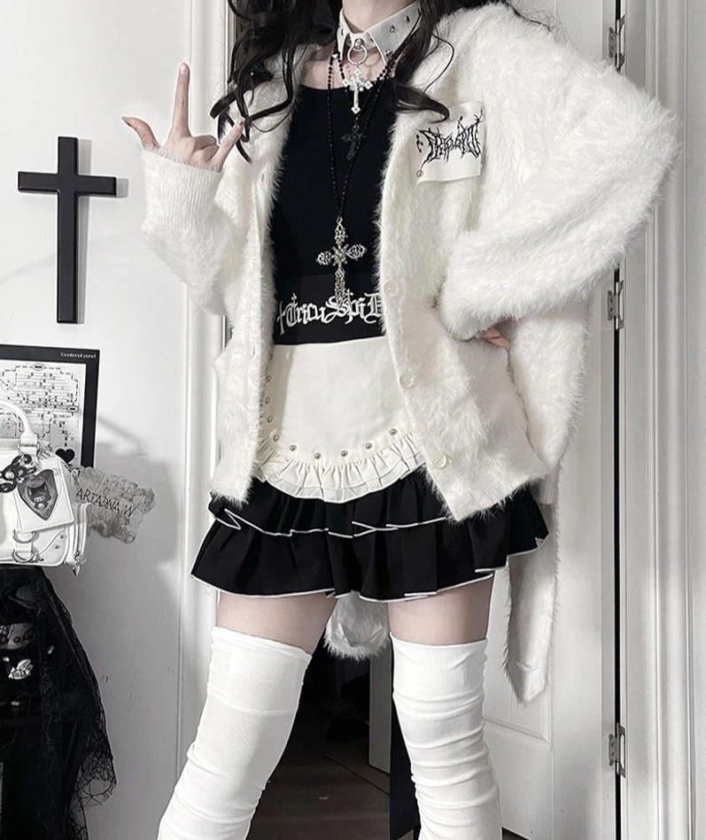 white soft bunny ear hooded coat three-quarter side view jirai kei gothic fashion layering
